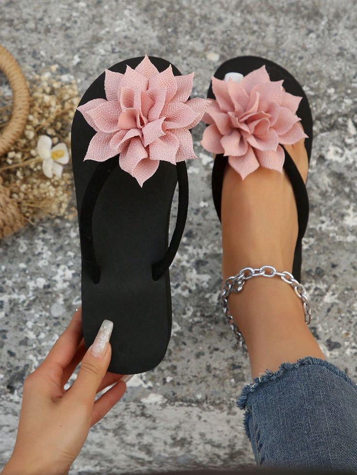 Women's thick sole soft genuine leather comfortable pretty platforms British style adjustable slipon beach chunky for ladies sandals comfortable affordable stylish trendy fluffy