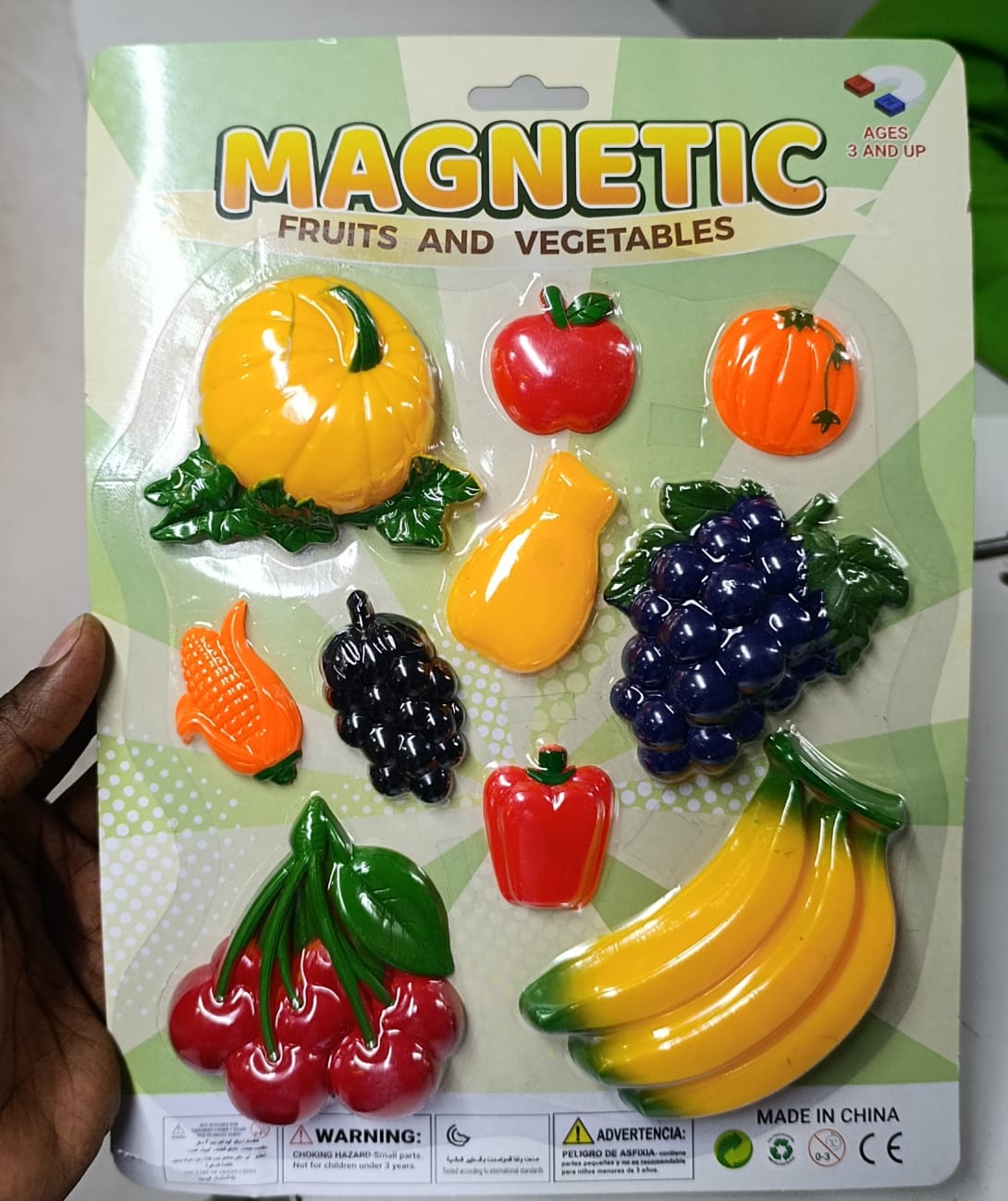 10 piece Cute Decorative and Educational Magnetic Fruit  and vegetables Fridge Stickers/ Memo Holders                                                                                                  .