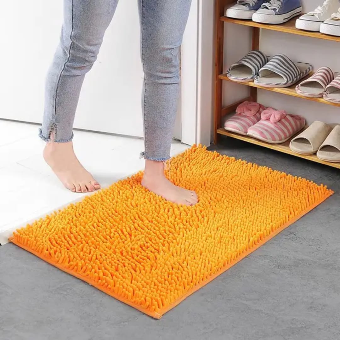 High quality absorbent non-slip finger/shaggy door mat....made of High quality microfiber material with the size of 50x80cm,Add comfort and style to your home with this High-Quality Absorbent Non-Slip