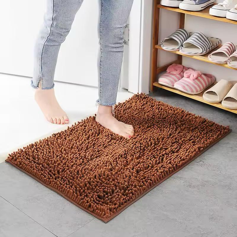 High quality absorbent non-slip finger/shaggy door mat....made of High quality microfiber material with the size of 50x80cm,Add comfort and style to your home with this High-Quality Absorbent Non-Slip