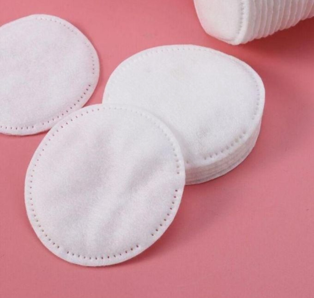 Cotton Pads for Makeup Removal and Skincare Soft cotton rounds for versatile skin and Nail care