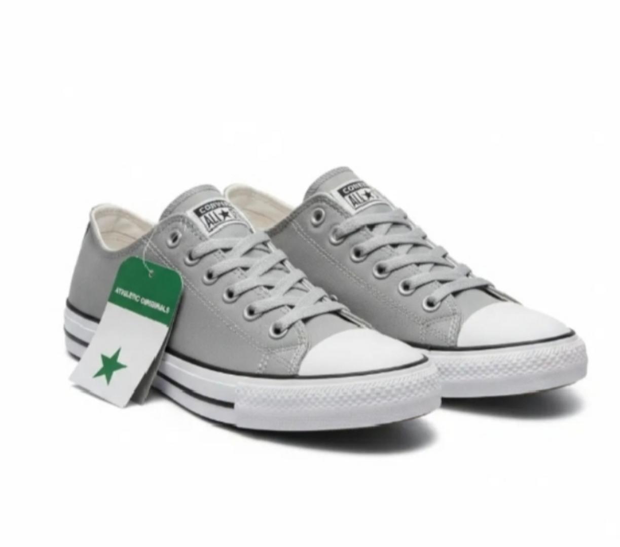 Classic Low-Top Canvas Sneakers – Comfortable Everyday Casual Shoes with Durable Rubber Sole & Protective Toe Cap, Versatile Lace-Up Fashion Trainers for Men & Women, Timeless Streetwear Unisex