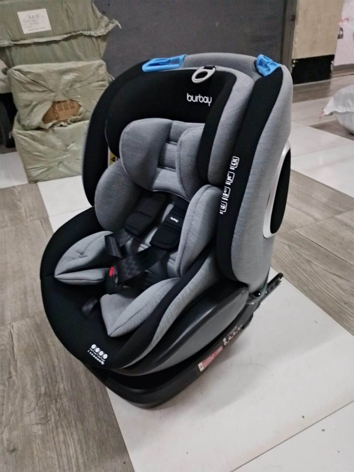 Burbay 360° ISOFIX Baby Car Seat for 0–3 Years – 5-Point Safety Belt, EPS Shock Absorbing Protection, Adjustable Secure Harness, Comfortable Rotating Infant Car Safety Seat