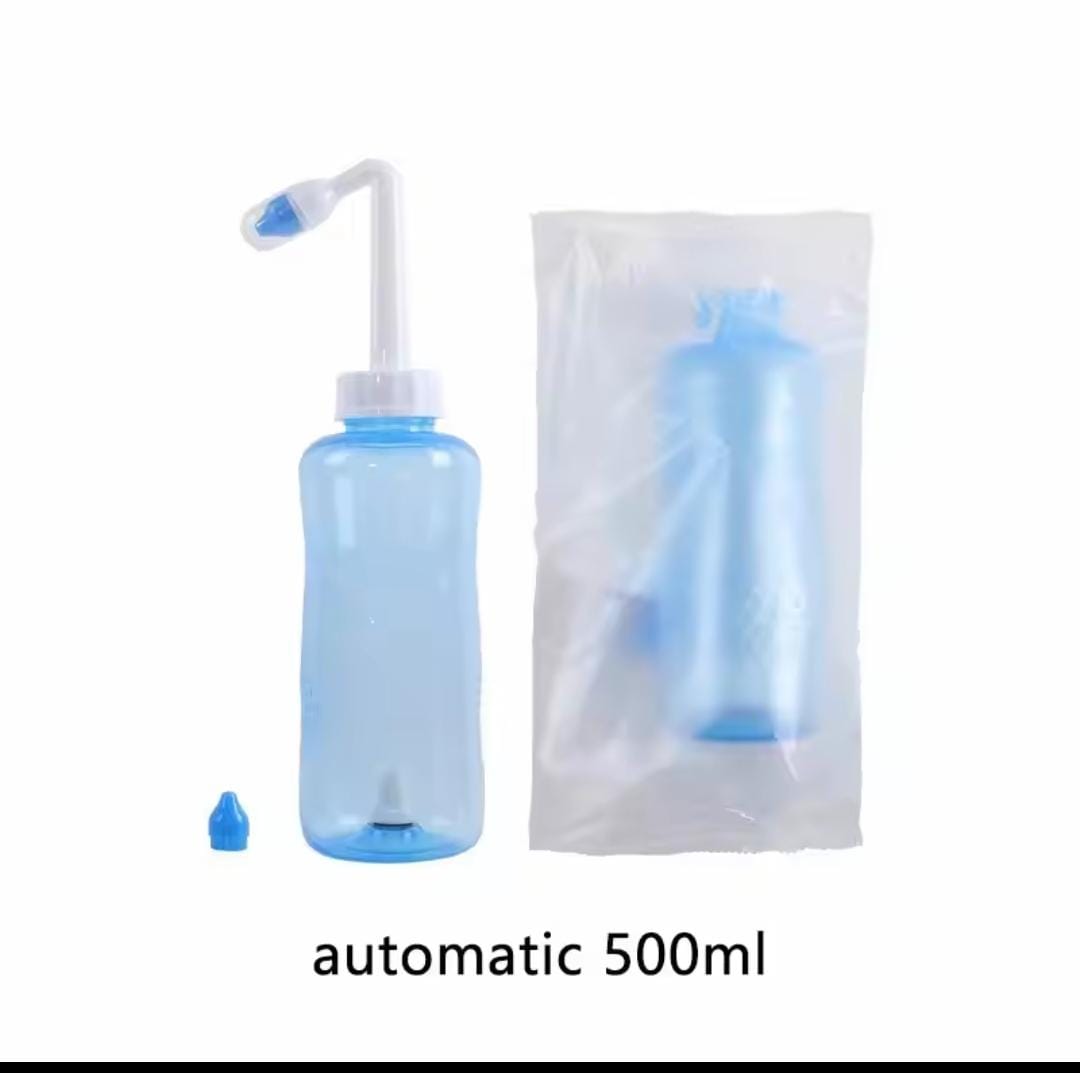 Automatic Nasal irrigator. Unique construction and the patented button allow a perfect water flow, transparent, so it is easy to see the water level, easy for both adults and children to use.