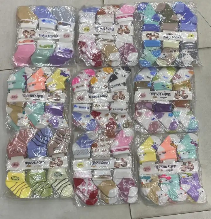 🧦 Kids’ Socks – Comfortable, Colorful & Fun! 🧦 Keep little feet cozy and stylish with this dozen pack of kids’ socks. Soft, durable, and easy to wear, they’re perfect for school, playtime, or every