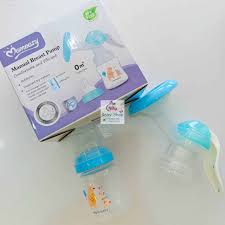 Momeasy Manual Comfort Breast Pump | BPA-Free Ergocare Design Momeasy Manual Breast Pump, a hand-operated, BPA-free
