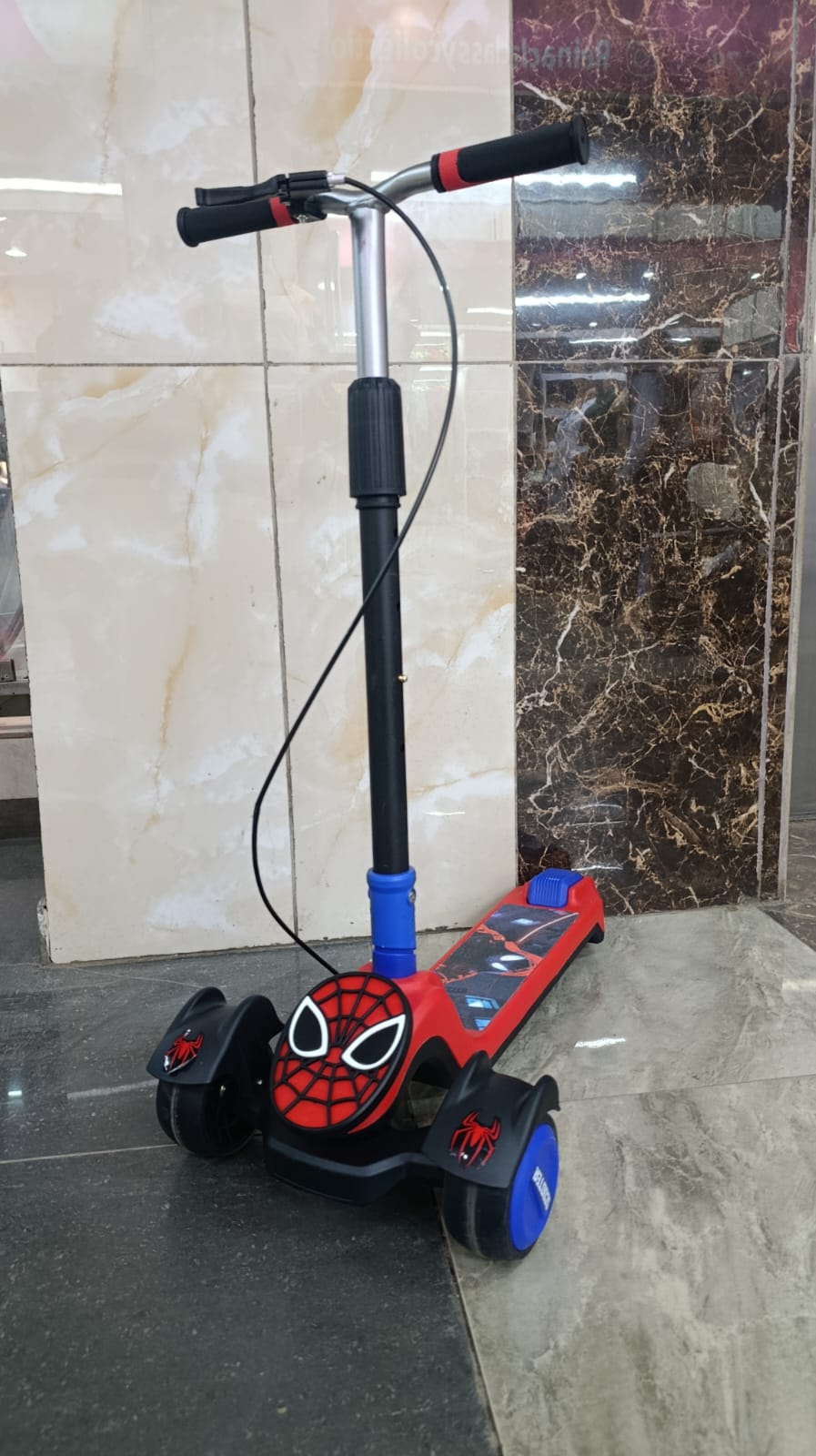 Elite Foldable Metallic Kick Scooter – Adjustable Lightweight Aluminum Commuter for Kids & Teens with suspension and brakes