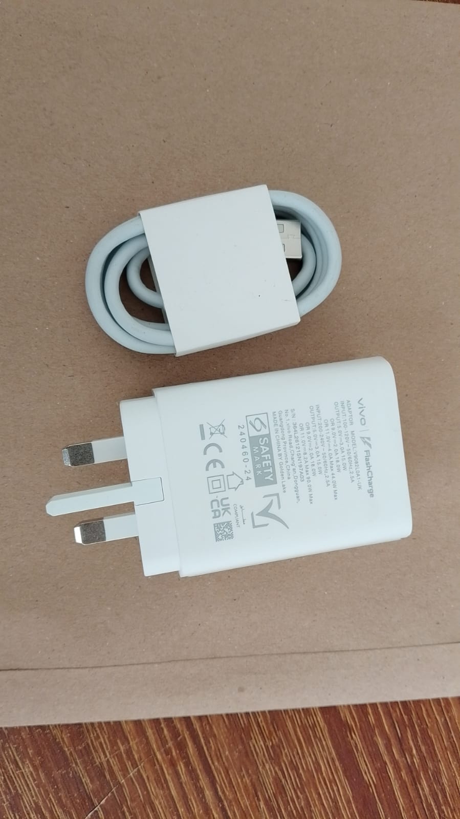 Vivo 90W FlashCharge Charger Adapter with USB Cable – Fast Charging Power Adapter for Compatible Vivo Smartphones