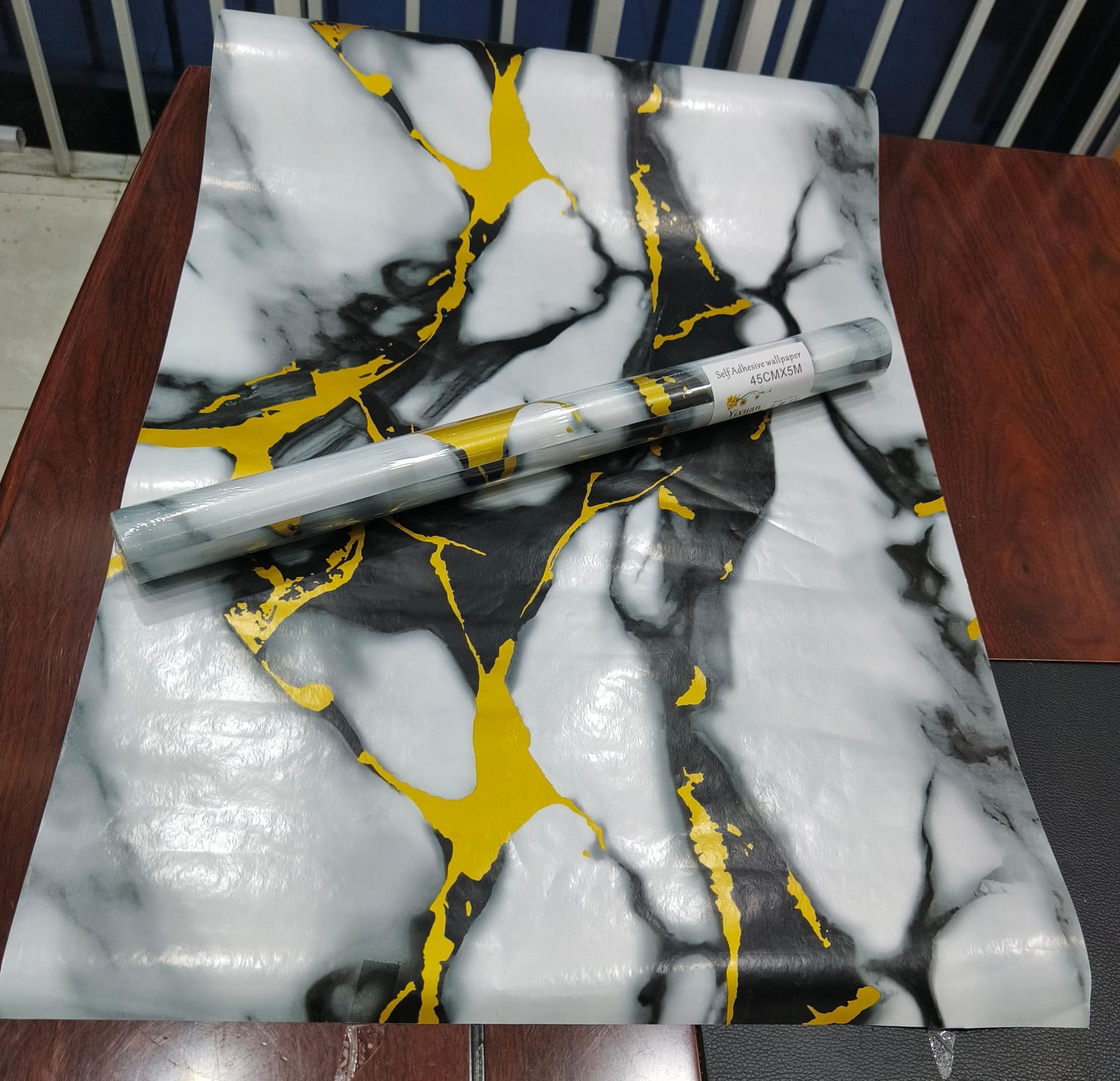 Marble contact papers that are self adhesive, vinyl contact paper in size 60cm by 2M, perfect for furniture, kitchen counters, bathroom counters, tables, anything you want to cover