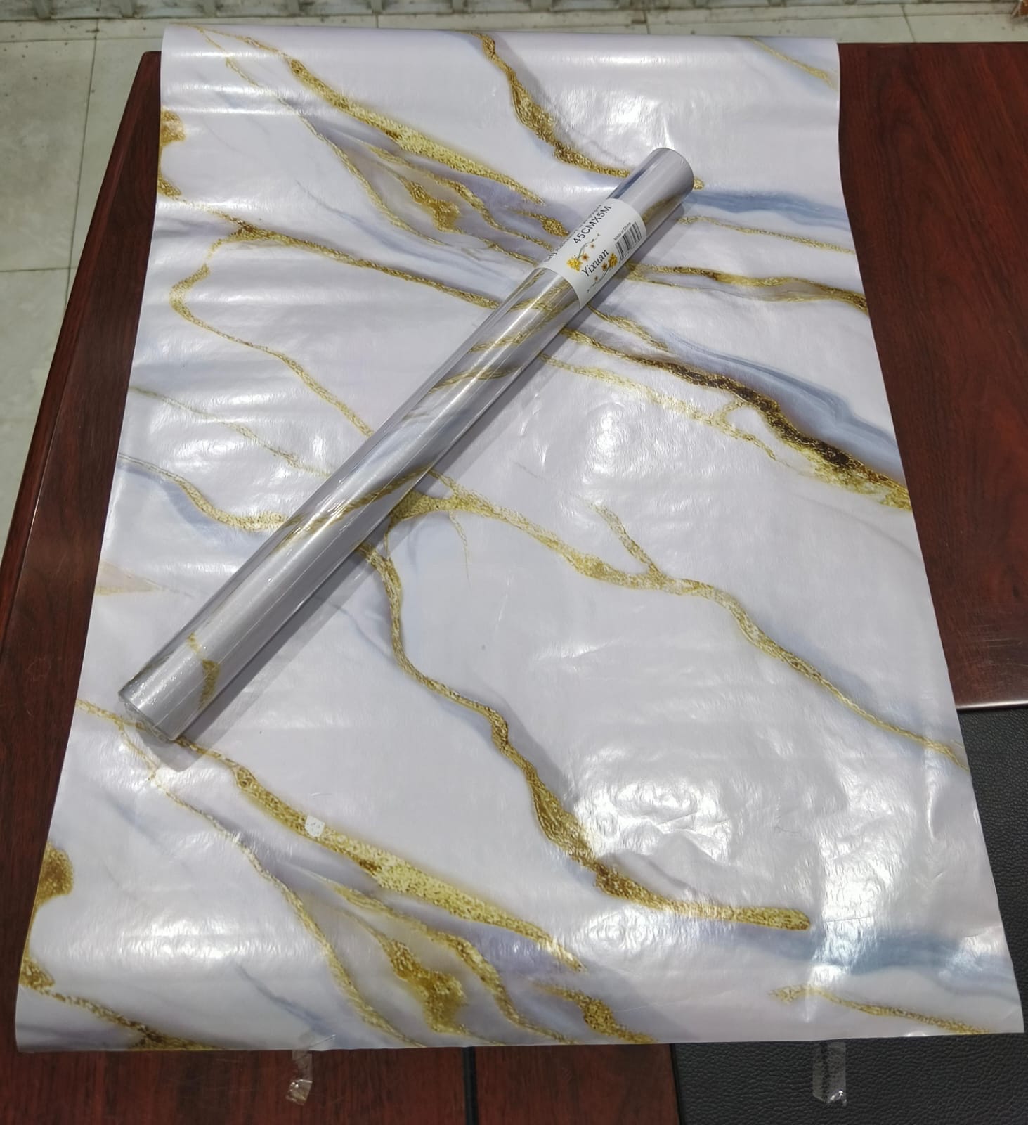 Marble contact papers that are self adhesive, vinyl contact paper in size 60cm by 2M, perfect for furniture, kitchen counters, bathroom counters, tables, anything you want to cover