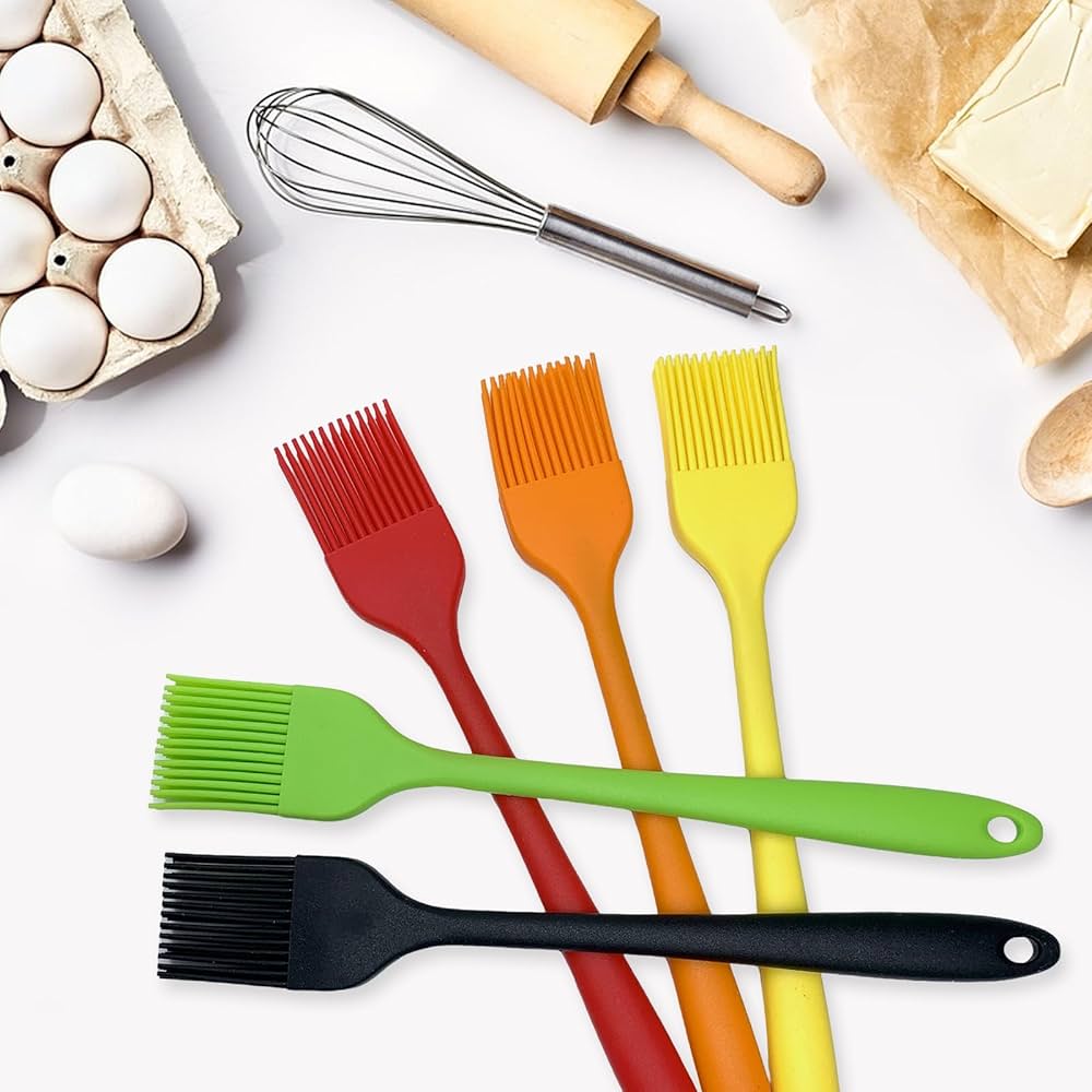 Heat Resistant Silicone Basting Pastry Brush For Grilling, Baking ,Cooking And Spreading Oil, Butter, BBQ Sauce The flexible bristles will soak up and hold a lot more of whatever you're brushing .