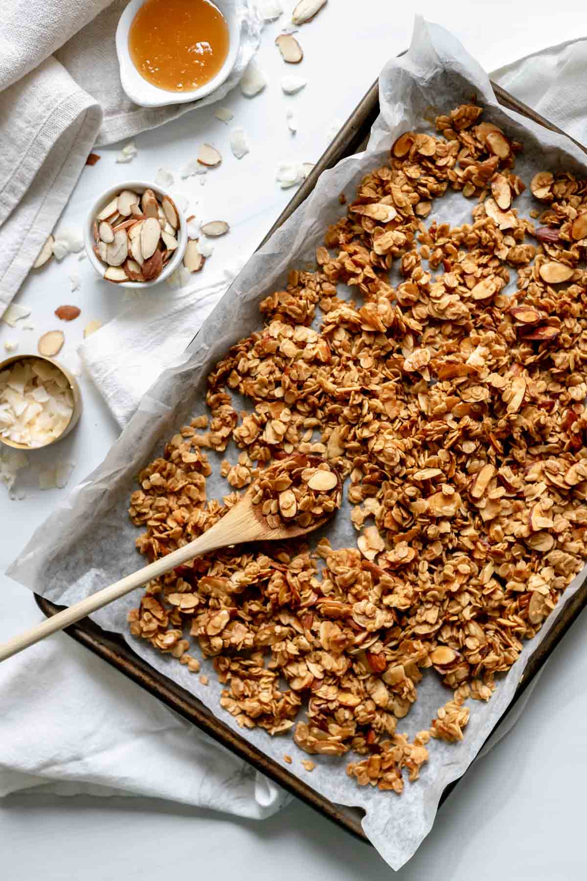 Baked honey granola is a crunchy,naturally sweetened breakfast classic made by coating rolled oats,nuts,and spices in a warmed honey-and-oil mixture before baking.the honey acts as a natural sweetener