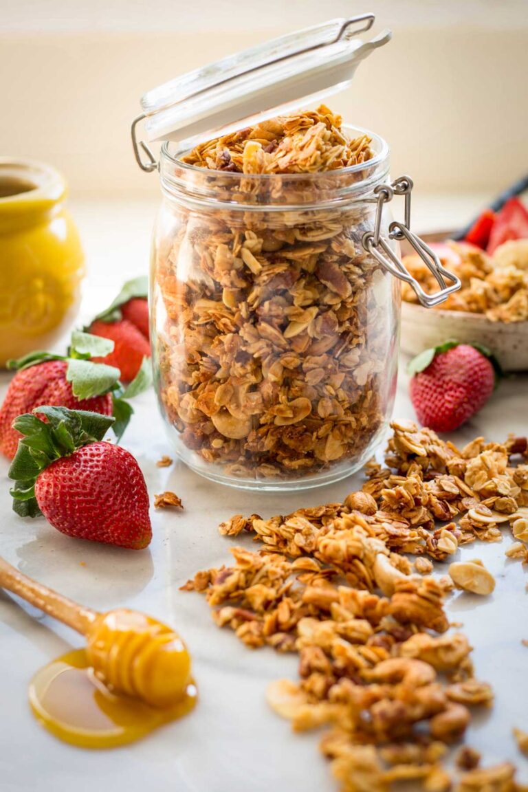 Baked honey granola is a crunchy,naturally sweetened breakfast classic made by coating rolled oats,nuts,and spices in a warmed honey-and-oil mixture before baking.the honey acts as a natural sweetener