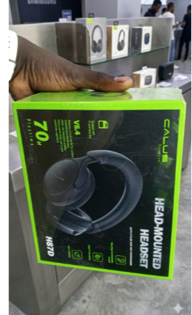 CALUS H87D Head-Mounted Wireless Headset Bluetooth-enabled headphones not only boast a sleek and stylish design but also feature an integrated microphone and top-of-the-line noise-canceling technology