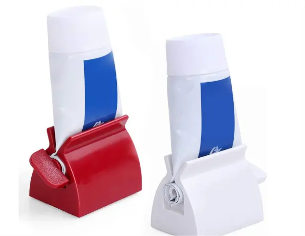 Roll-Up Toothpaste Tube Squeezer – Manual Toothpaste Dispenser & Tube Roller it effortlessly squeezes tubes from the bottom, minimizing waste while making dispensing easier and more efficient.