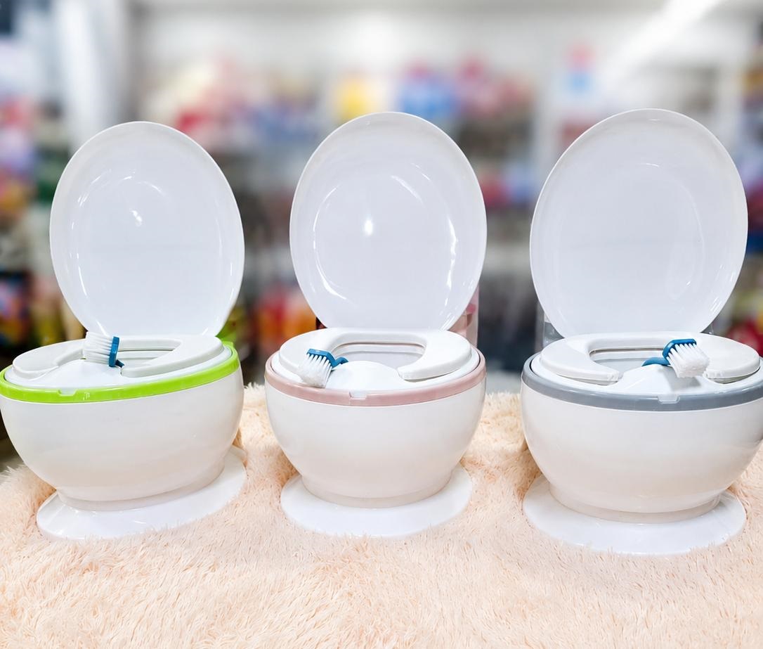 Premium baby potty training toilet comfortable, safe and easy to use. Ideal for helping your child transition from diapers with ease
