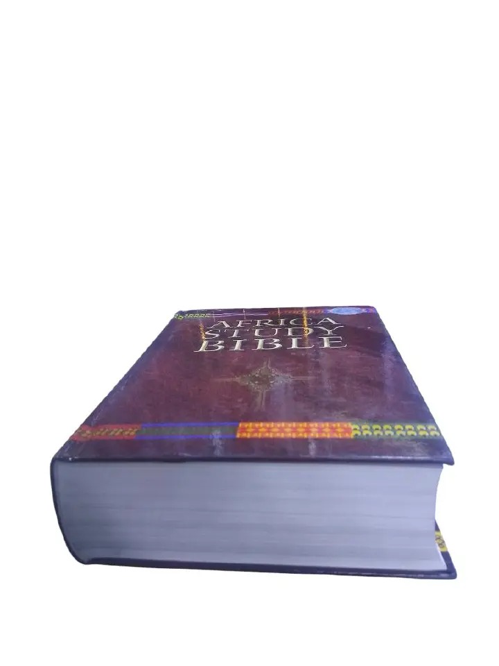 AFRICA STUDY BIBLE NEW LIVING TRANSLATION (NLT) Has book introduction,application notes that helps on how to apply biblical truth to everyday life situations and articles that provide practical guide.