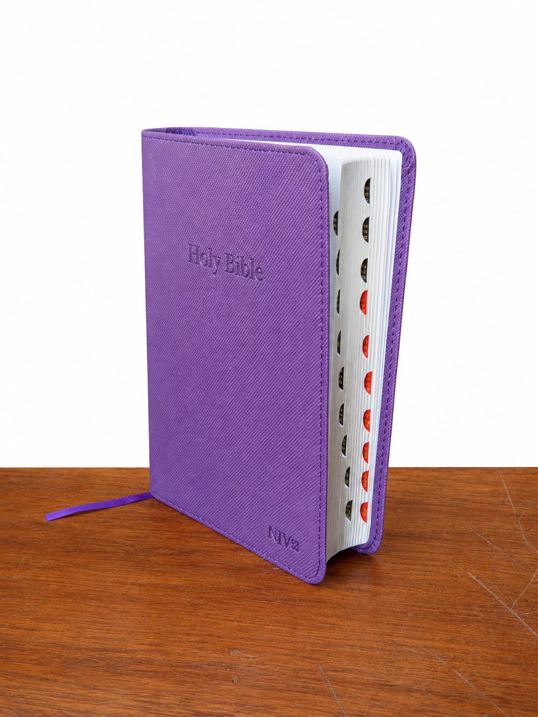 The New International Version (NIV) Medium  with Thumb Index is a practical and easy-to-use Bible designed for everyday reading, study, and church use. Its medium size makes it comfortable to carry.