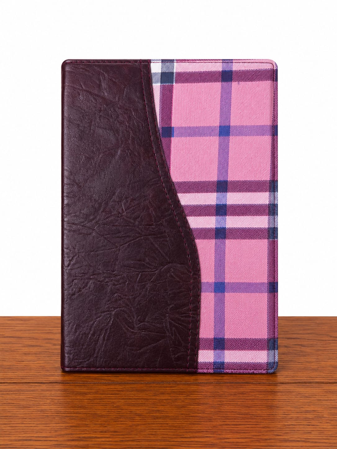 The Expositor’s Study Bible – Soft Cover is a practical resource designed to help readers gain deeper understanding and insight into the Word of God. With helpful study notes and explanations.