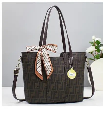 Classic Large Capacity Trendy Ladies Handbag Women Shoulder Bag Strap Adjustable Fashion Bag Zipper Closure Girls