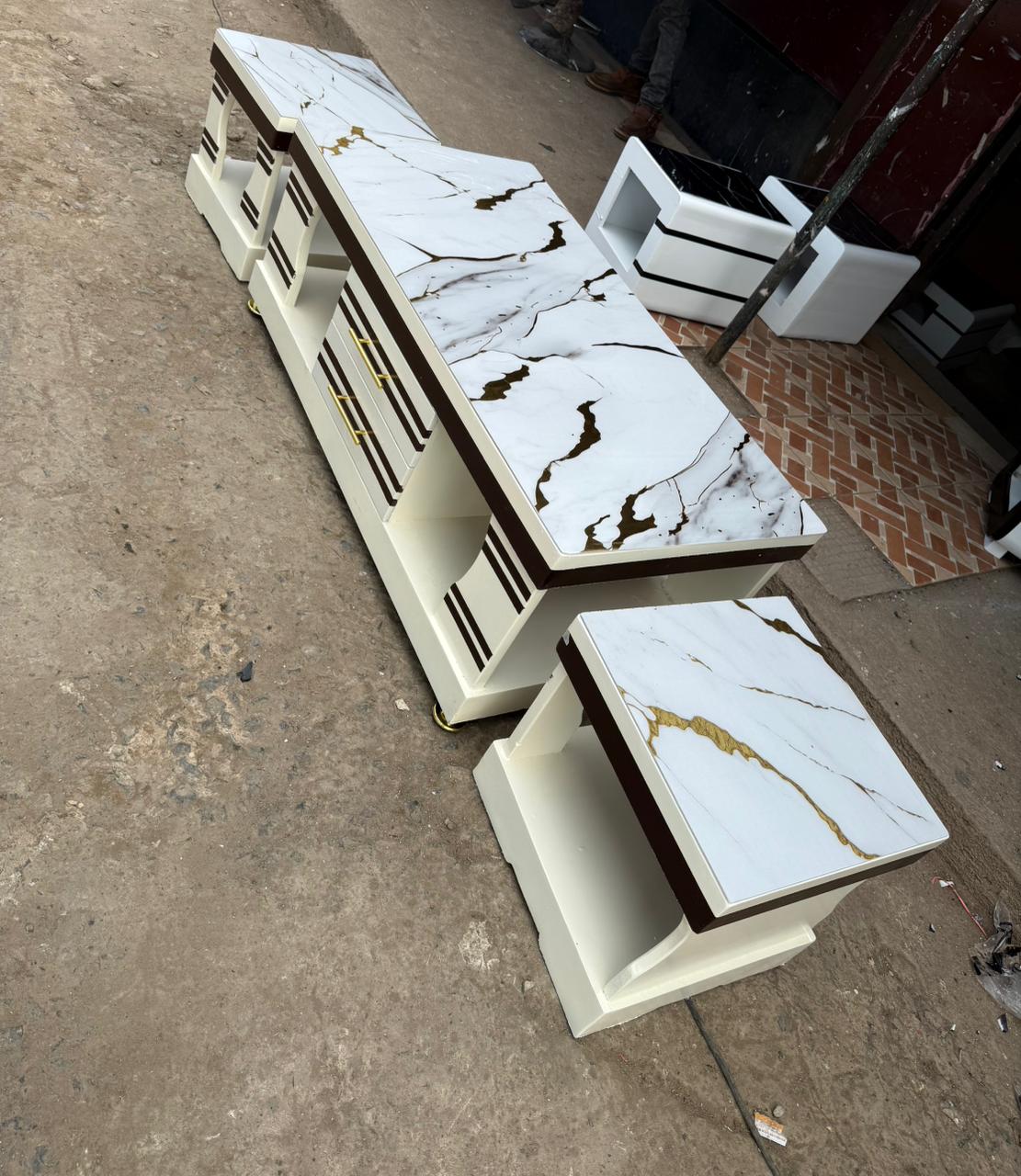 Coffee Table with Glass/Marble Top + 2 Stools 🪑
Add a touch of elegance and functionality to your living space with this stylish Coffee Table Set featuring a premium glass or marble top and 2 matchin
