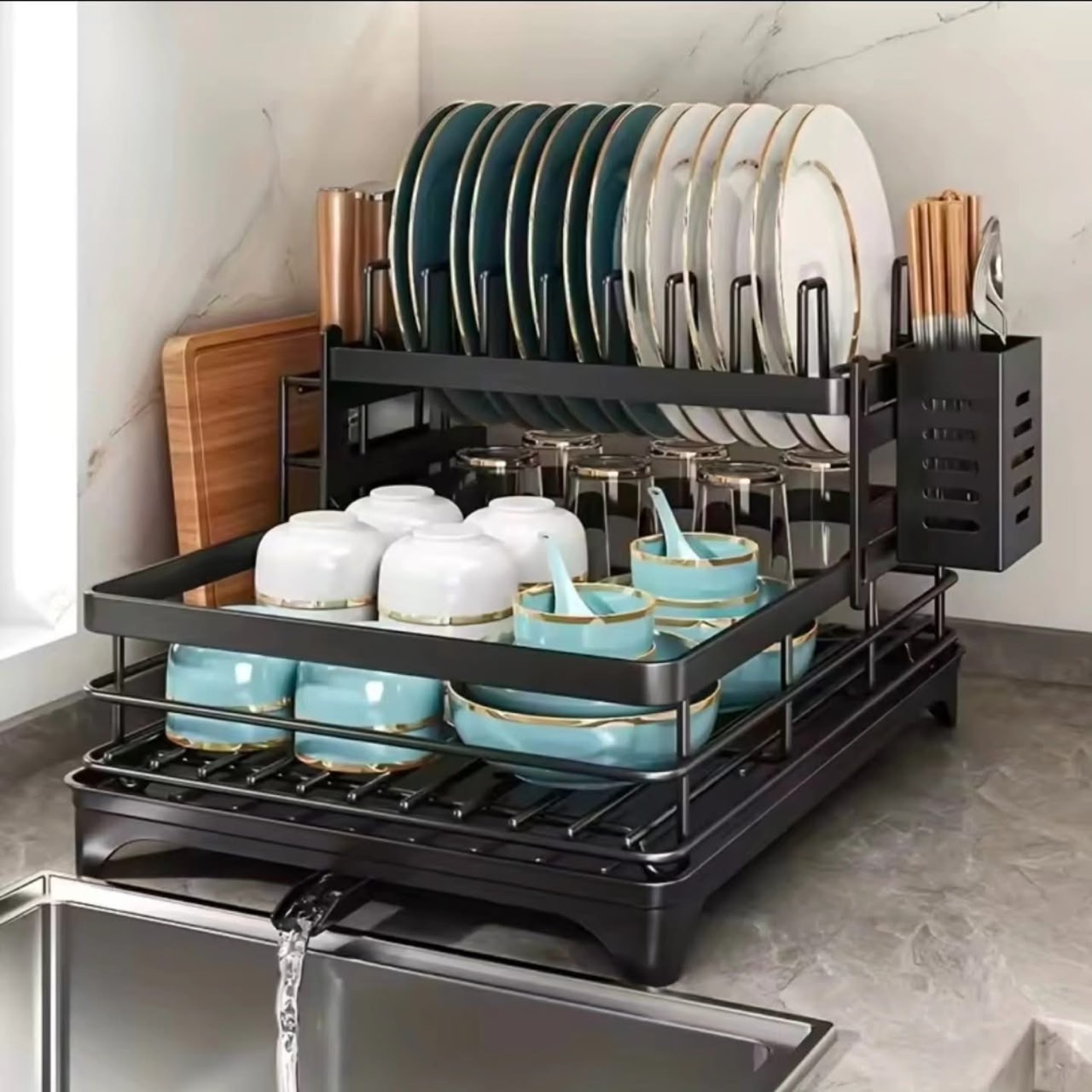 【High-quality Materials】💖KITchen countertop dish rack, stainless steel dish drain rack, cutlery rack🪶Made of thick carbon steel, it is durable and can hold your dishes securely without shaking or
