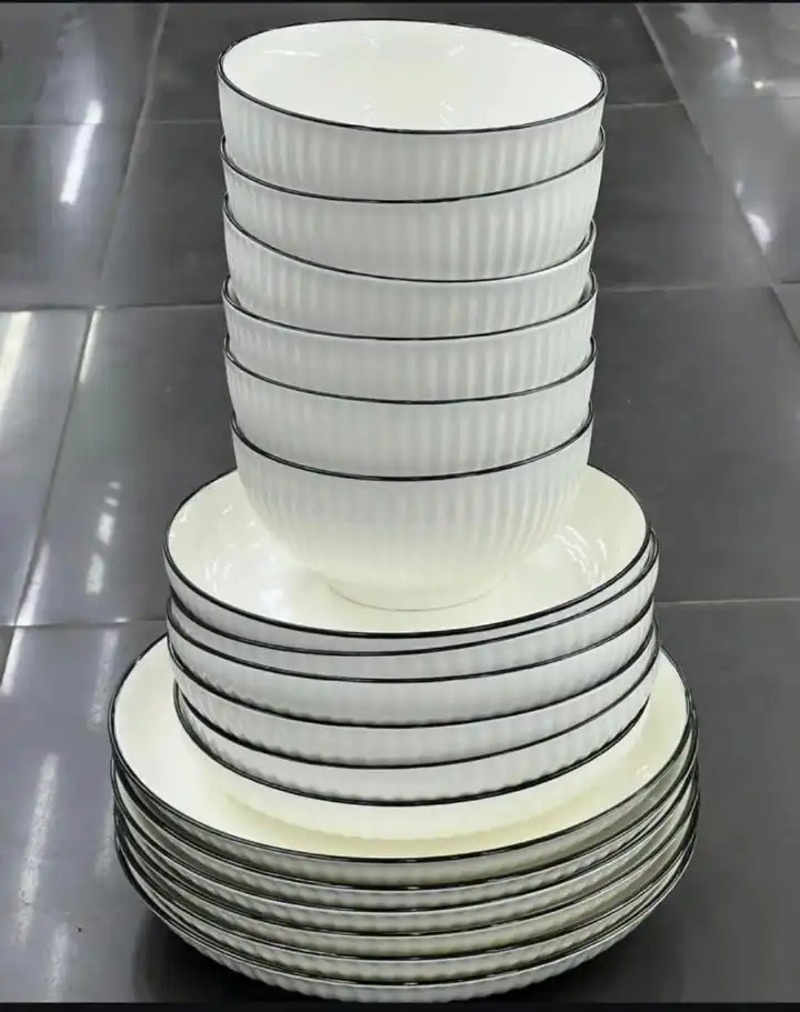 Amazing Combo  – 18-Piece Japanese Ceramic Dinner Set | 6 Dinner Plates, 6 Side Plates & 6 Bowls | High-Quality Durable & Elegant Chip-Resistant Tableware