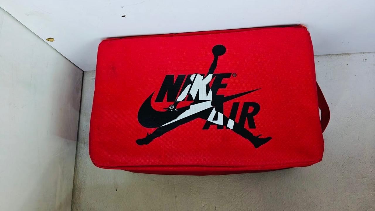 🔥 Nike Jordan Foot ball bag, Soccer bag Basketball bag,  Jordan Sneaker Shoe Bag | Premium Basketball Shoe Travel Bag | Portable Sneaker Storage Case | Durable Zip Shoe Organizer | Sports Gym Carry B