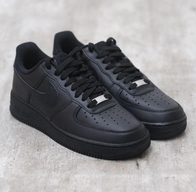 🔥 (On Offer) Leather low Cut Classic Sneakers – Premium All-Black, Leather Casual Streetwear Shoes | Unisex Everyday Comfort, Durable Rubber Sole & Timeless Urban Style, Airforce 1, Air force 1, Air