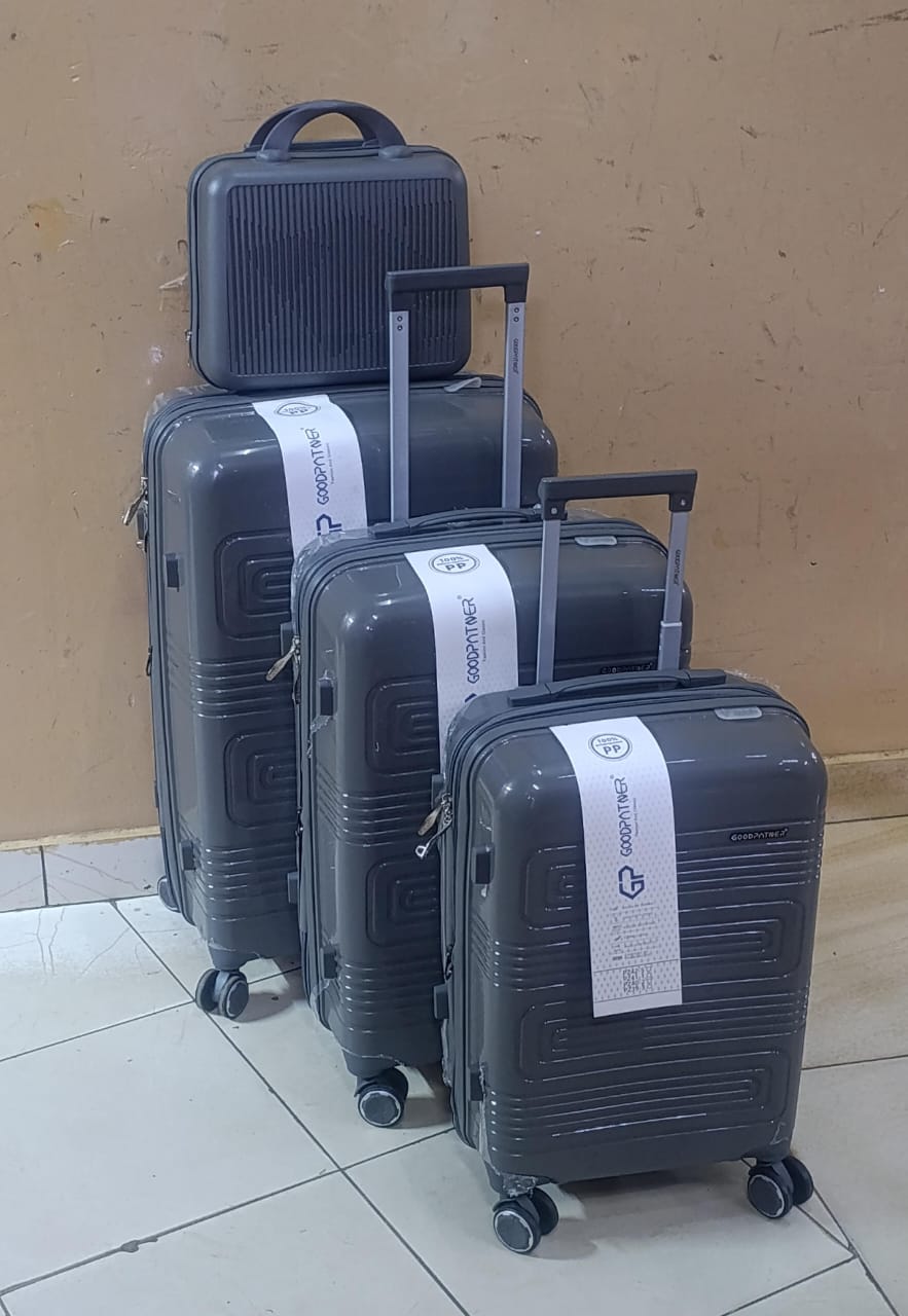 ✈️Travel with Class.✈️4 in 1 Luxurious unbreakable Suitcase

▪️Zipper closure frame.
▪️360 Easy-glide spinner wheels. 
▪️Telescopic handle system locks in multiple levels to adapt.
▪️Compression strap
