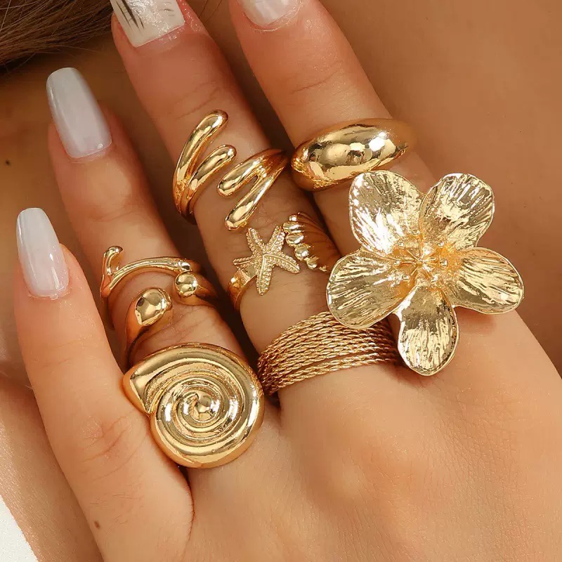ZHJH 8Pcs Set Flower Conch Shell Gold Ring Vintage Style Fashion Women Stackable Exaggerated Jewelry Set For Daily Use Party Nightclub Beach Trip Summer Vacation Dating Birthday Anniversary Gift