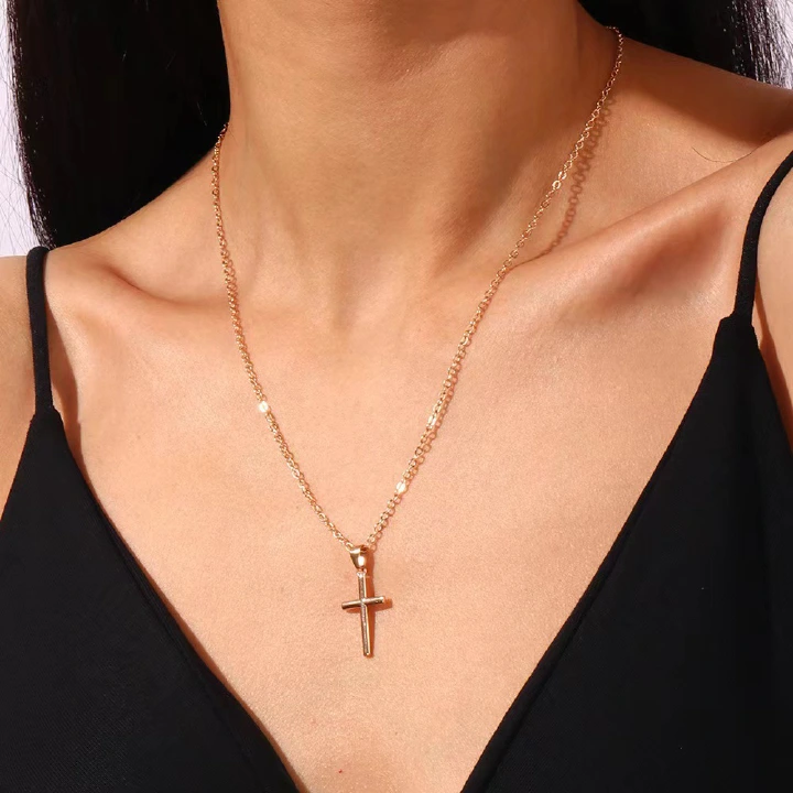 New Women Necklace Tiny  Choker Chain Love Lady Necklace Pendant Necklaces Girl Lover Gift Women Jewelry