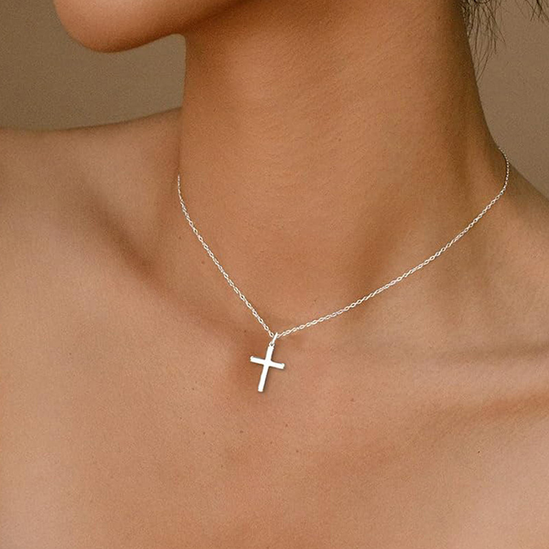 New Women Necklace Tiny  Choker Chain Love Lady Necklace Pendant Necklaces Girl Lover Gift Women Jewelry