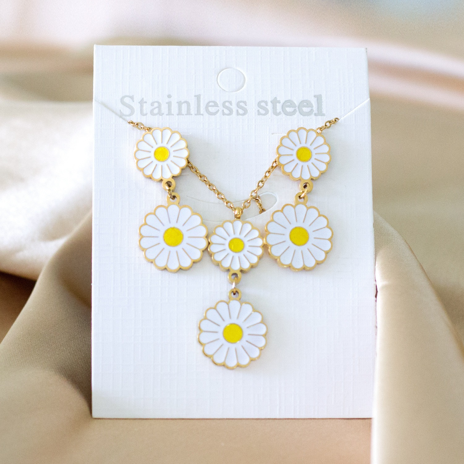 2Pcs Women Jewelry Sets Girlies Fashion Accessories Earrings and Necklace Daisy Flower Jewelry Set for Women Stainless Steel Necklace & Earrings Sweet Floral Pendant Tik Tok Trending