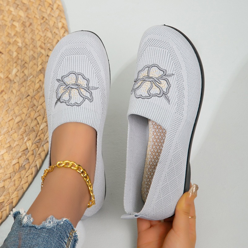 Shoes Women Loafers Breathable Mesh Shoes Slip On Casual Shoes Lightweight Soft Sole Comfort Walking Shoes with Flower on Surface Ladies Flats Mom Shoes