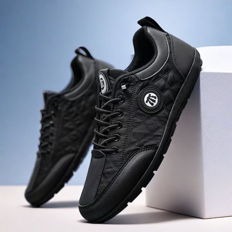 Spring new style comfortable wear-resistant, trendy casual sports shoes breathable fashionable and trendy beanie shoes men's driving shoes