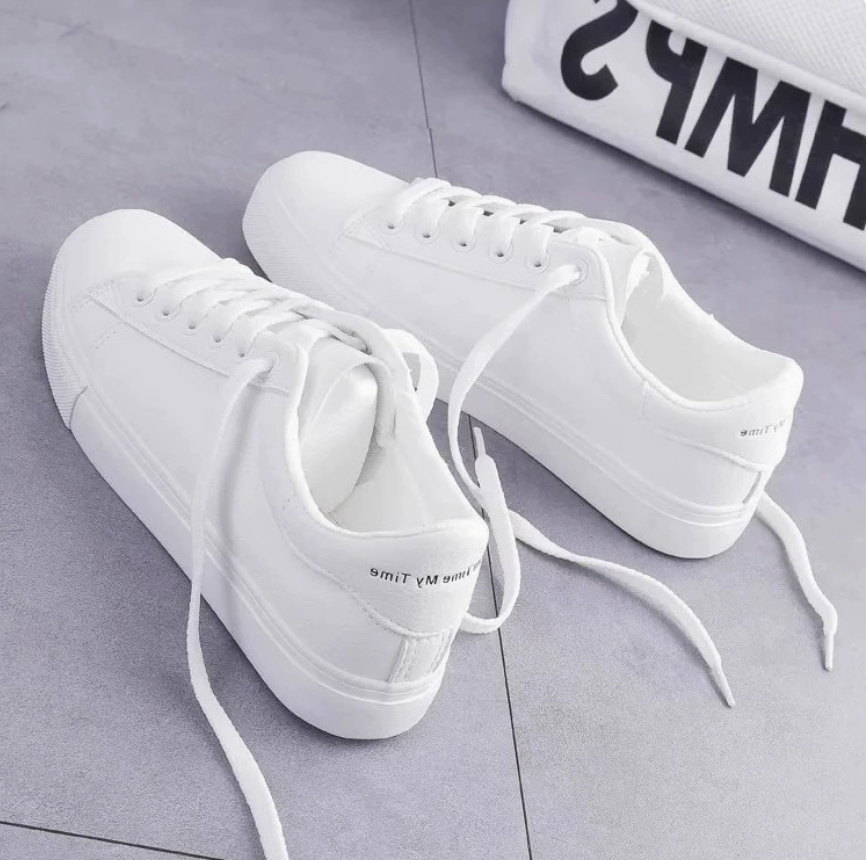 Women sports shoes Running sneaker Ladies lace-up casual Girl shoes white Athletic shoes Local fast delivery