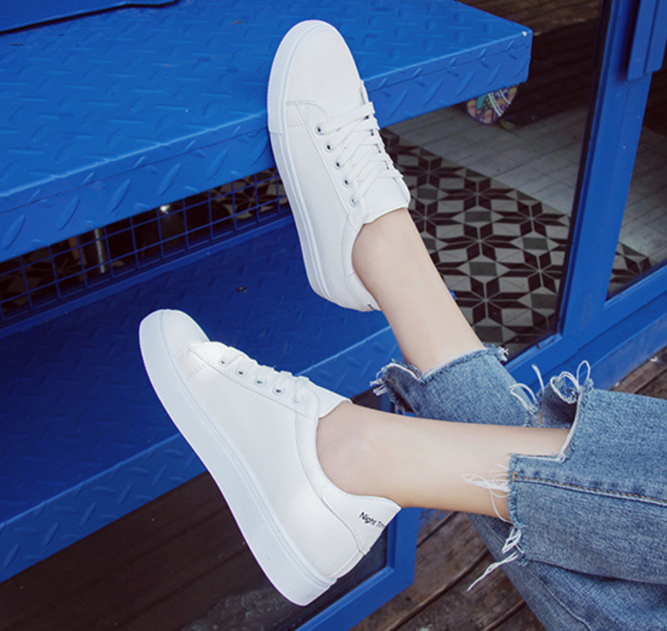 Women sports shoes Running sneaker Ladies lace-up casual Girl shoes white Athletic shoes Local fast delivery