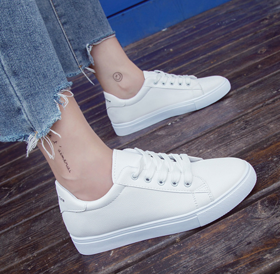 Women sports shoes Running sneaker Ladies lace-up casual Girl shoes white Athletic shoes Local fast delivery