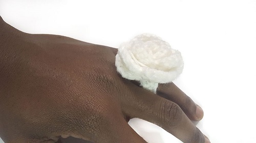 Ladies white large crochet flower shape rose ring easy and comfortable to wear, durable and best gift to offer