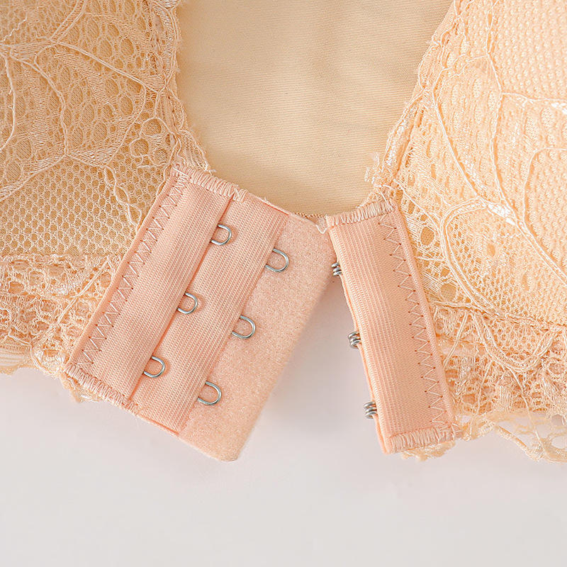 Strapless Bra Push Up Padded Front Closure Tube Bra Lace Bandeau Bra Seamless Strap Free Invisible Bra for Dress Wedding