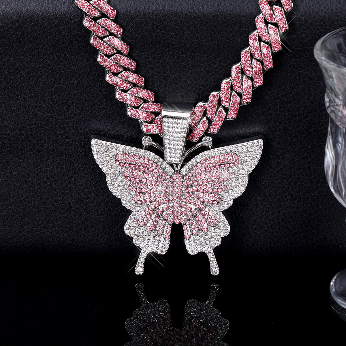 Hip Hop Pendant Necklace for Men Women, Iced Out Butterfly Cuban Link Chain, Bling Bling Statement Jewelry, Hiphop Streetwear Party Daily Gift