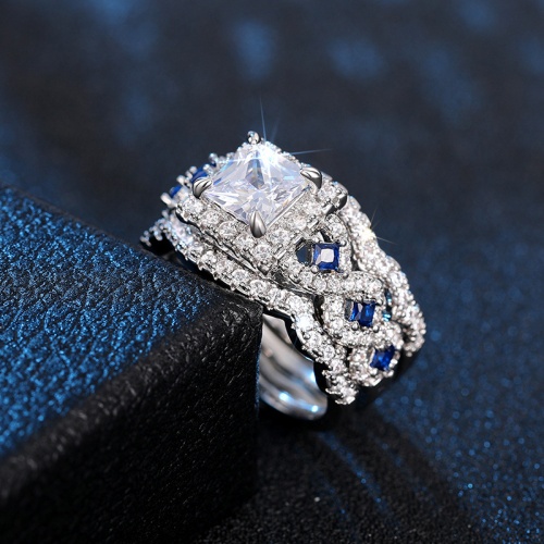 Lady New Fashionable Wedding Zircon Rings Multi-layered Engagement Rings High-end Luxury Temperament Square Proposal Ring 3 in 1 set Rings