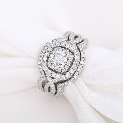Lady New Fashion Wedding Rings Light Luxury Geometric Ring 3 Piece Elegant Wedding set Elegant Silver Color Engagement Rings set Gold Color Zircon Diamond Proposal Ring