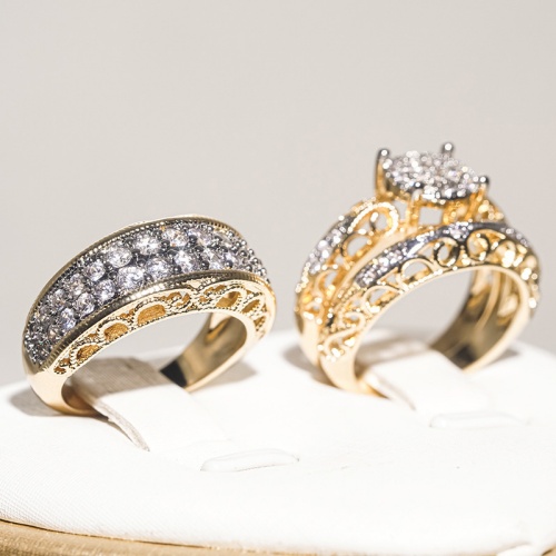 Lady New Fashion Wedding Rings set Two-color Luxury Aristocratic Ring Three-piece set Engagement Rings Stacked and High-end European Classical Style Proposal Zircon Diamond 3 PCS Rings Set