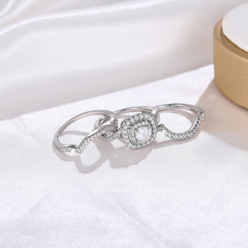 Lady New Fashion Wedding Rings Light Luxury Geometric Ring 3 Piece Elegant Wedding set Elegant Silver Color Engagement Rings set Gold Color Zircon Diamond Proposal Ring