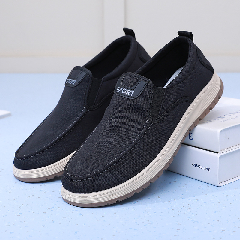 Old Beijing cloth shoes for men, breathable soft-sole shoes, black casual canvas shoes, slip-on comfortable men's shoes, flat-sole shoes, outdoor hiking shoes.