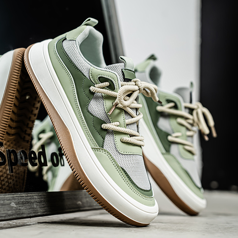Flat men's shoes, breathable mesh surface, trendy and versatile sports casual shoes, soft-soled fashion shoes, men's soft-soled breathable cloth shoes, inner height-increasing sneakers.
