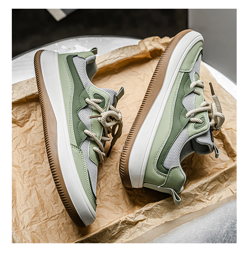 Flat men's shoes, breathable mesh surface, trendy and versatile sports casual shoes, soft-soled fashion shoes, men's soft-soled breathable cloth shoes, inner height-increasing sneakers.