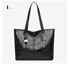 【with toy bear】New Arrivals PU splicing  Women's Bags Tote Bags  handbags Trendy  Shoulder Bag